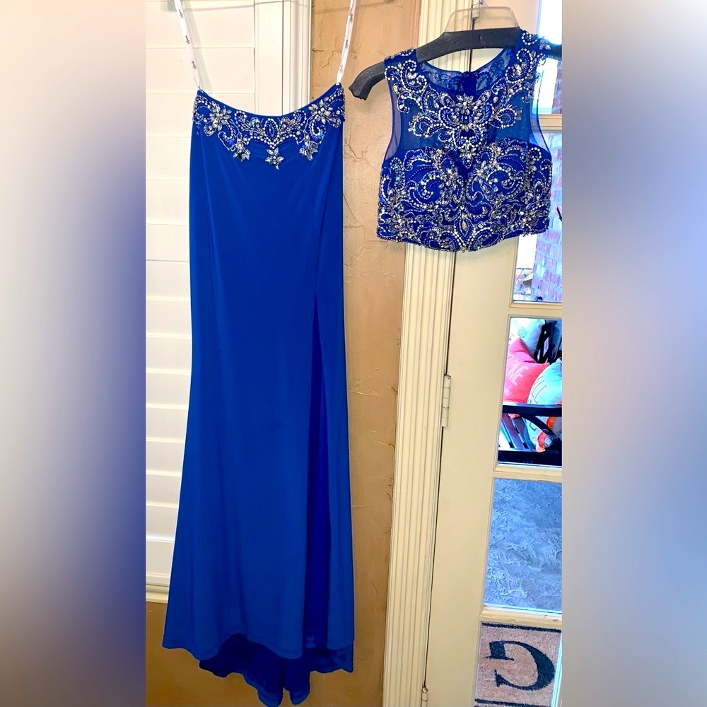 Sparkle Two Piece Beaded Prom/Formal Dress- size 0